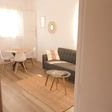San Mar Apartment *
